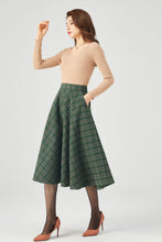 Load image into Gallery viewer, Winter Plaid Midi Wool Skirt C4327
