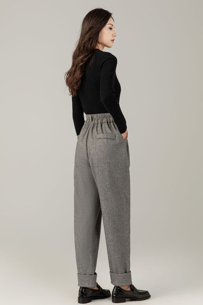 High-Waist Wool Trousers: Vintage Grey Pleated Cuffed Pants C5247