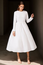 Load image into Gallery viewer, Women&#39;s Long Sleeves Wedding Dress C4102
