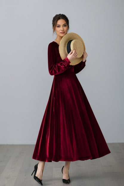 Elegant Burgundy Velvet Long Dress C5357