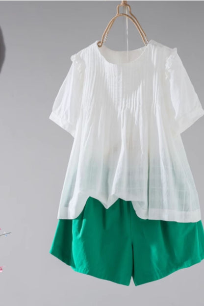 Loose fitting summer top with ruffle details C5051