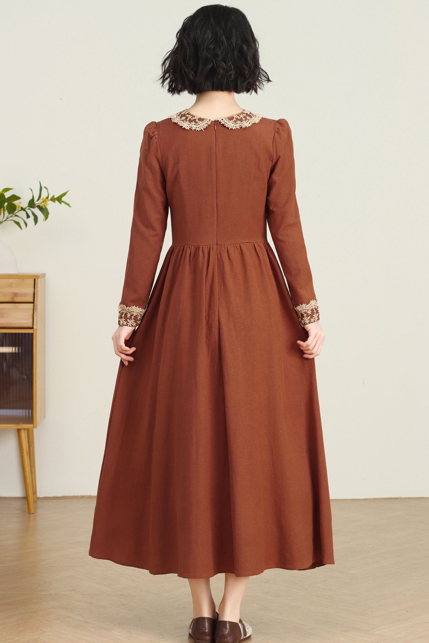 Vintage Regal Style Spring Rust Red Linen dress with Lace C4736