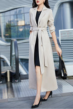 Load image into Gallery viewer, Off white women spring and autumn trench coat C4196
