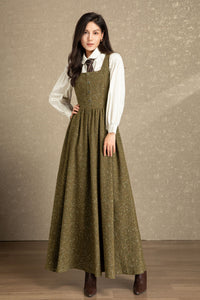 Fit and flare long sleeveless wool dress C4484