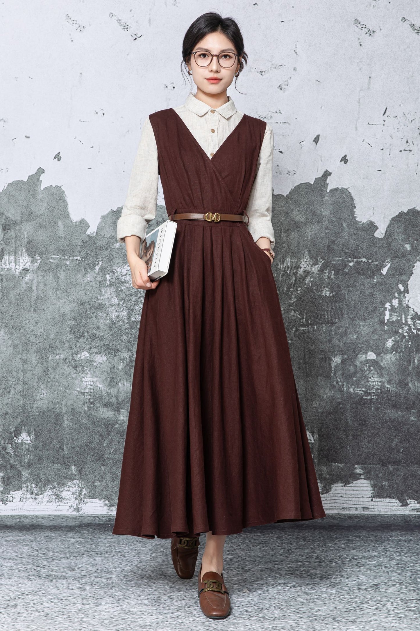 Brown Linen Maxi Dress - Sleeveless V-Neck with Tie Waist c5478