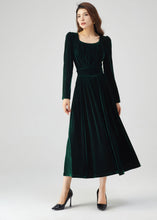 Load image into Gallery viewer, Long Velvet Autumn Dress Women C4531
