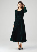 Load image into Gallery viewer, Green Velvet Autumn Dress Women C4328
