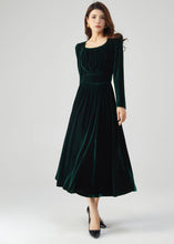 Load image into Gallery viewer, Long Velvet Autumn Dress Women C4531
