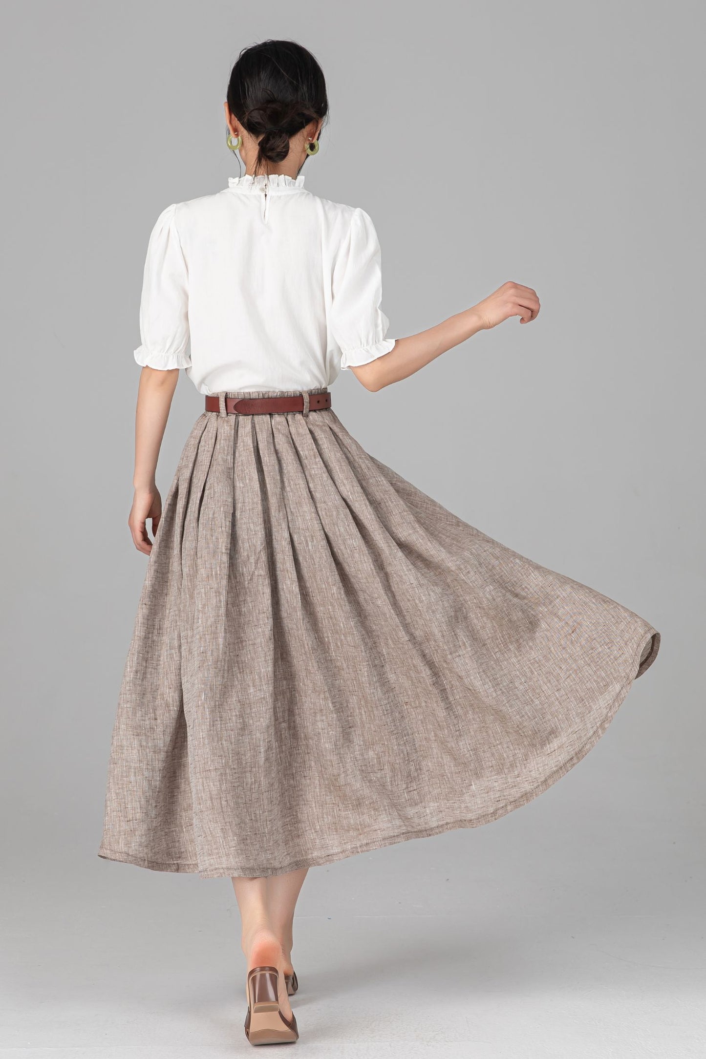 Beige Linen A-Line Midi Skirt with Pockets - Pleated & Comfortable C5520