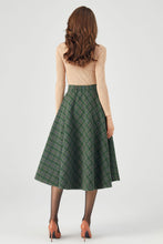 Load image into Gallery viewer, Winter Plaid Midi Wool Skirt C4327
