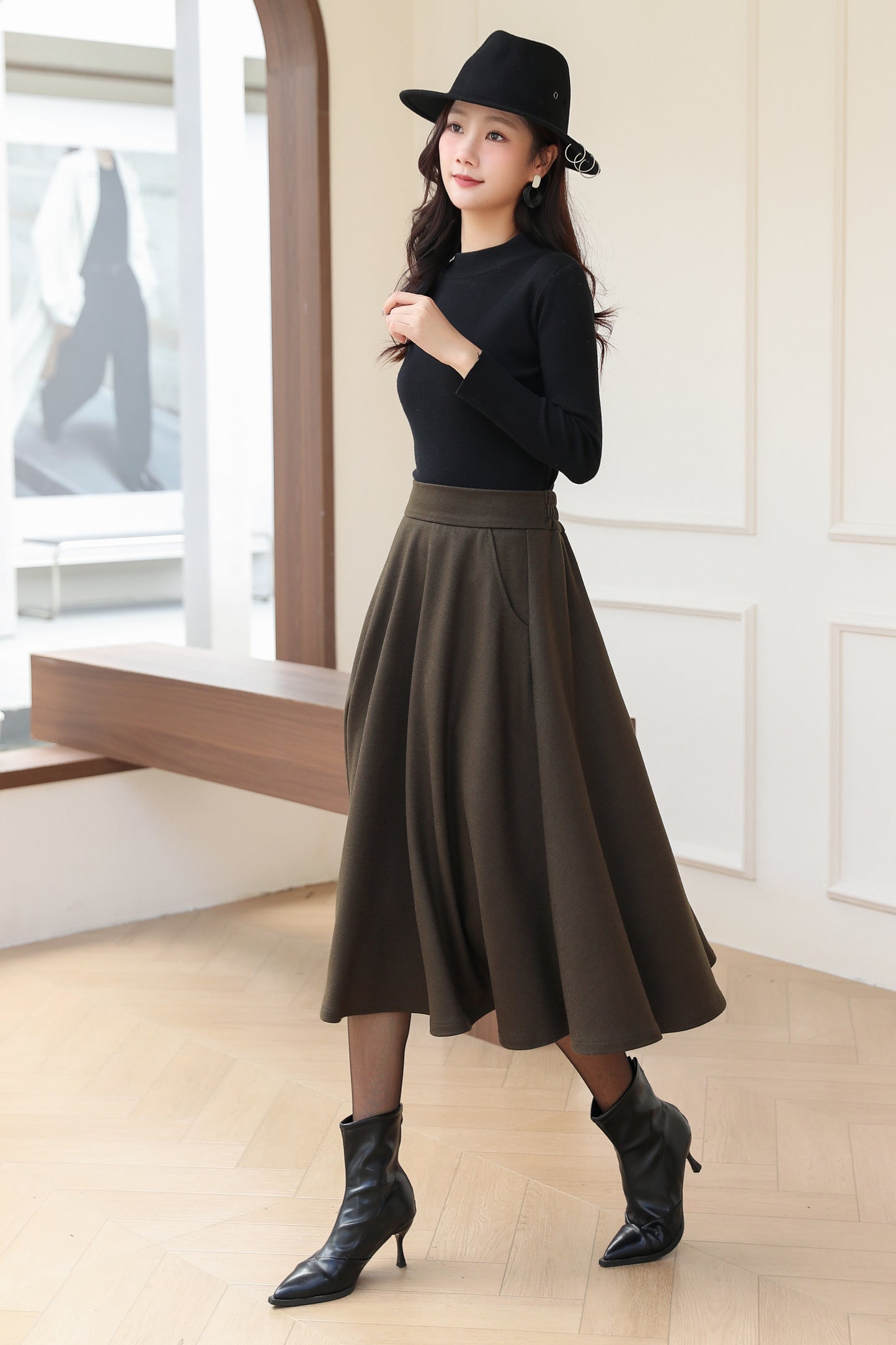Elegant High-Waist A-Line Wool Skirt with Pockets C5186
