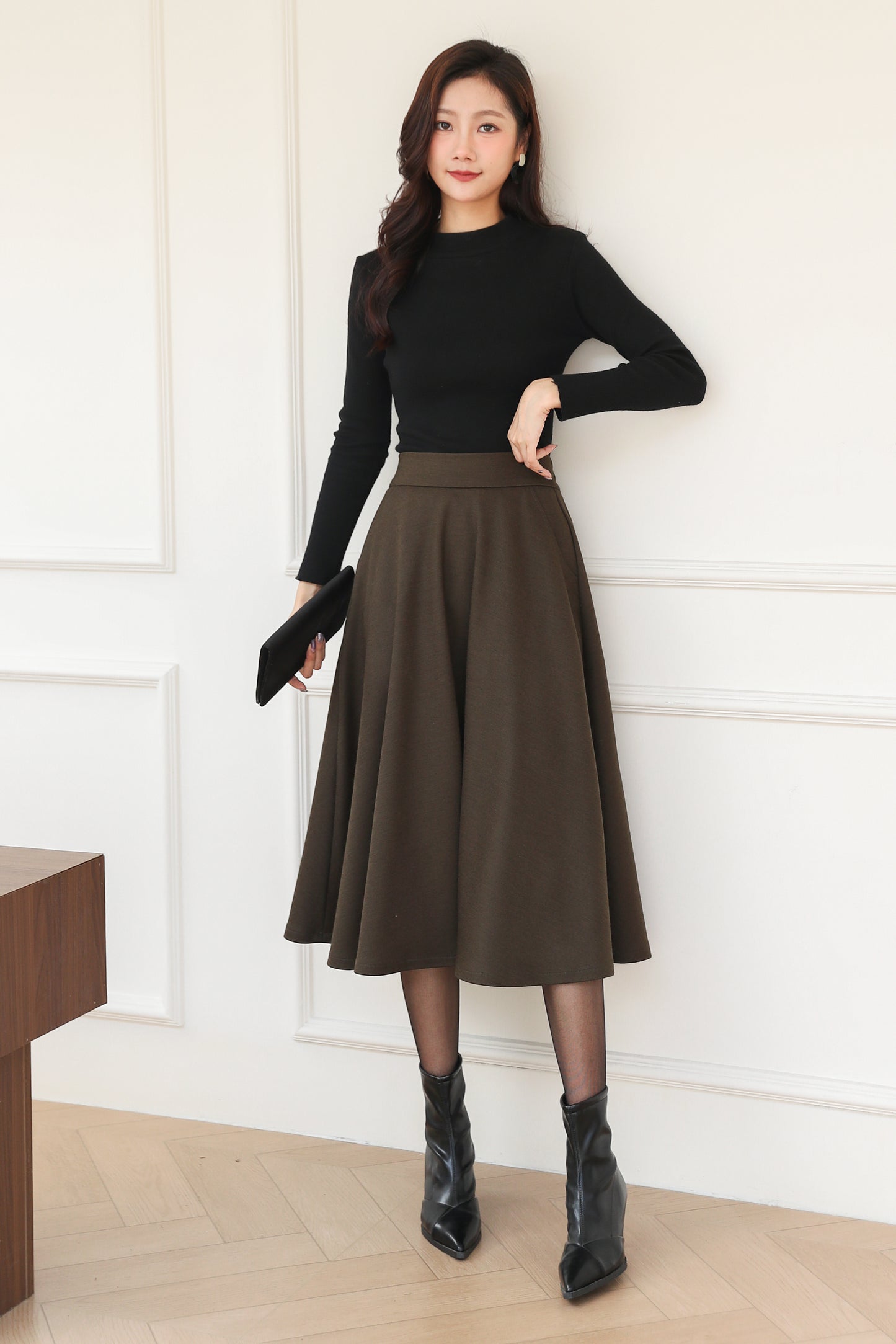 Elegant High-Waist A-Line Wool Skirt with Pockets C5186