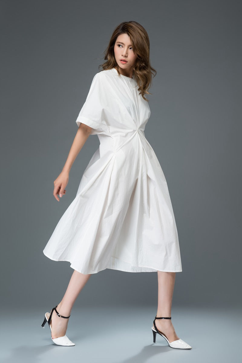 White loose fitting linen dress for summer c902