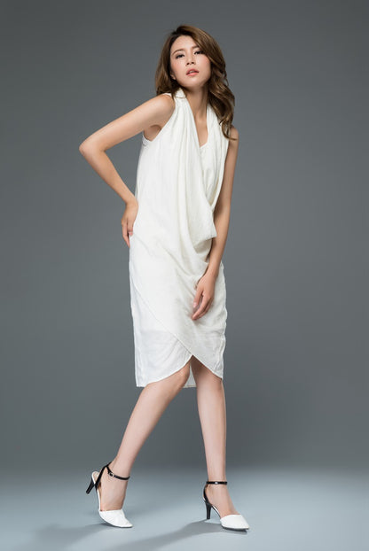 Loose fitting asymmetrical white linen dress c910