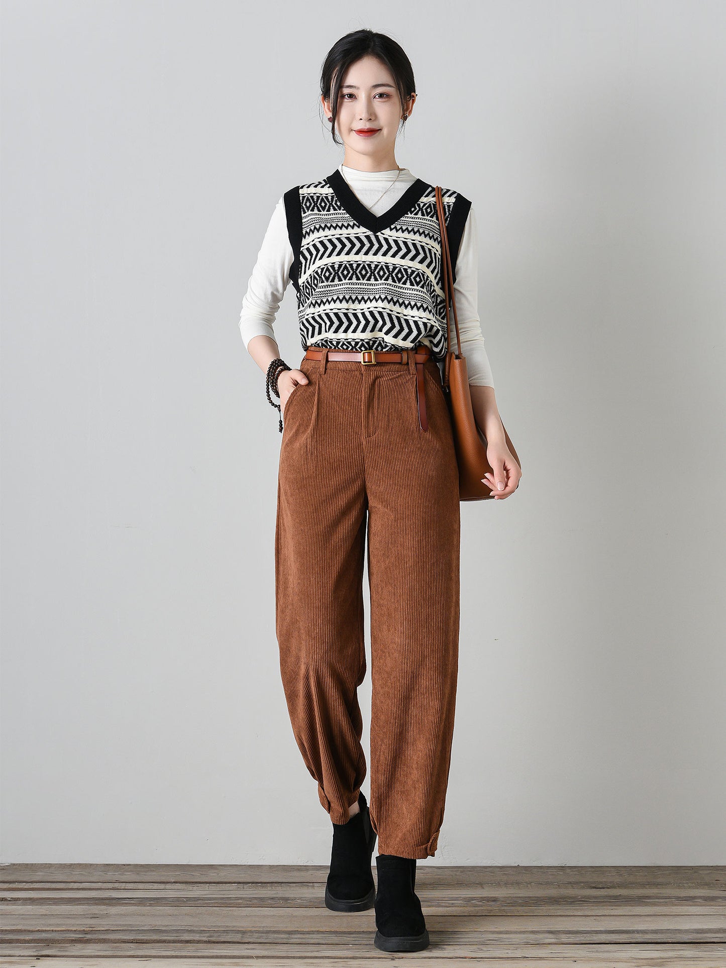 Tie belt loose fitting corduroy pants women C4697