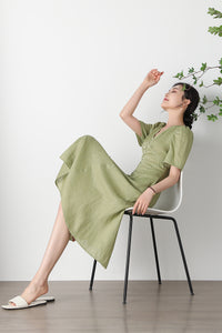 Green  V-neck Linen Dress C3256