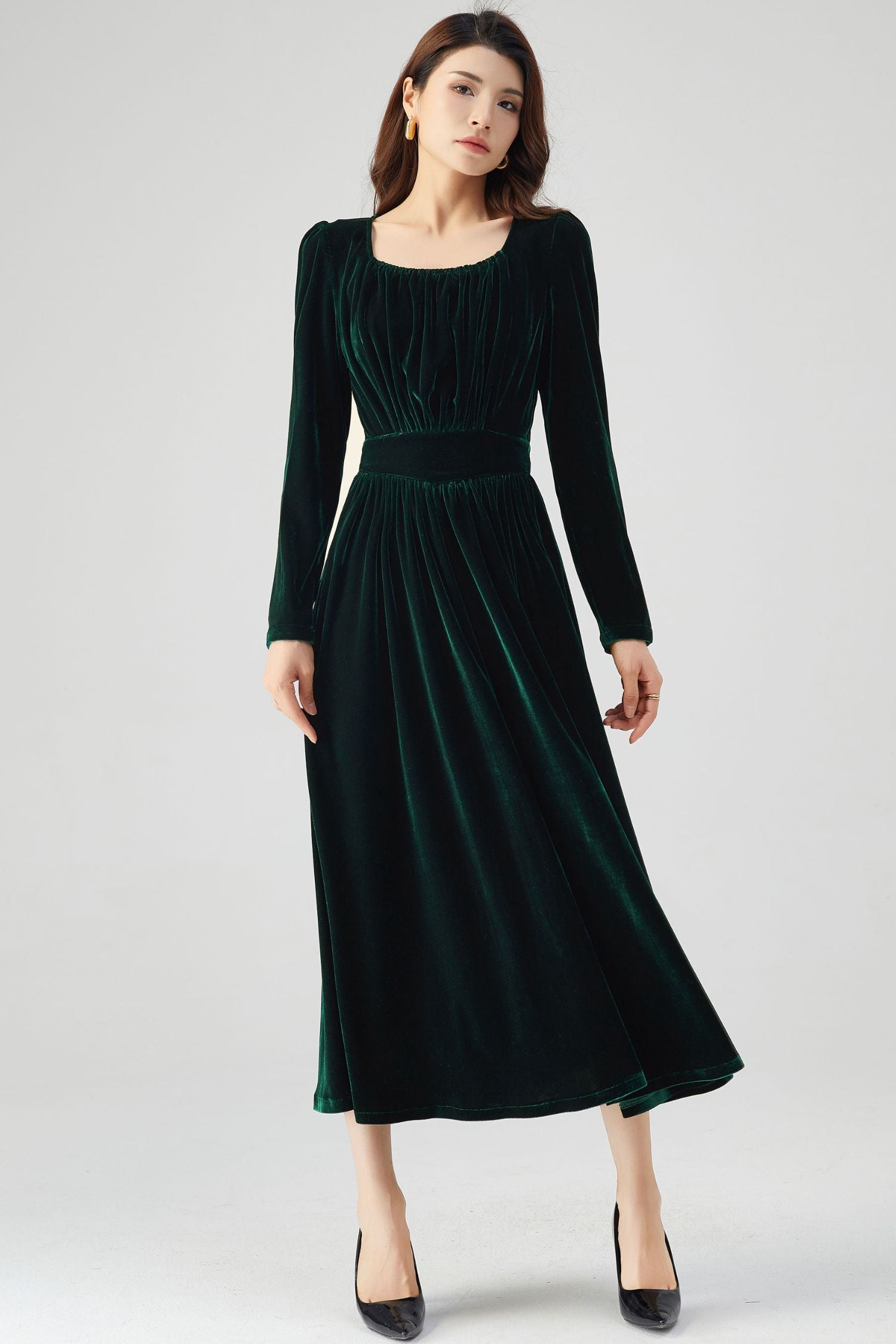 Green Velvet Midi Dress with Pleated Waist and Long Sleeves Green / XL