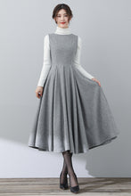 Load image into Gallery viewer, Autumn Winter Gray Midi Wool Dress C3027
