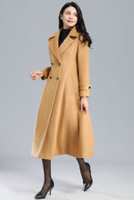 Load image into Gallery viewer, Long Wool Camel Coat Women C2467
