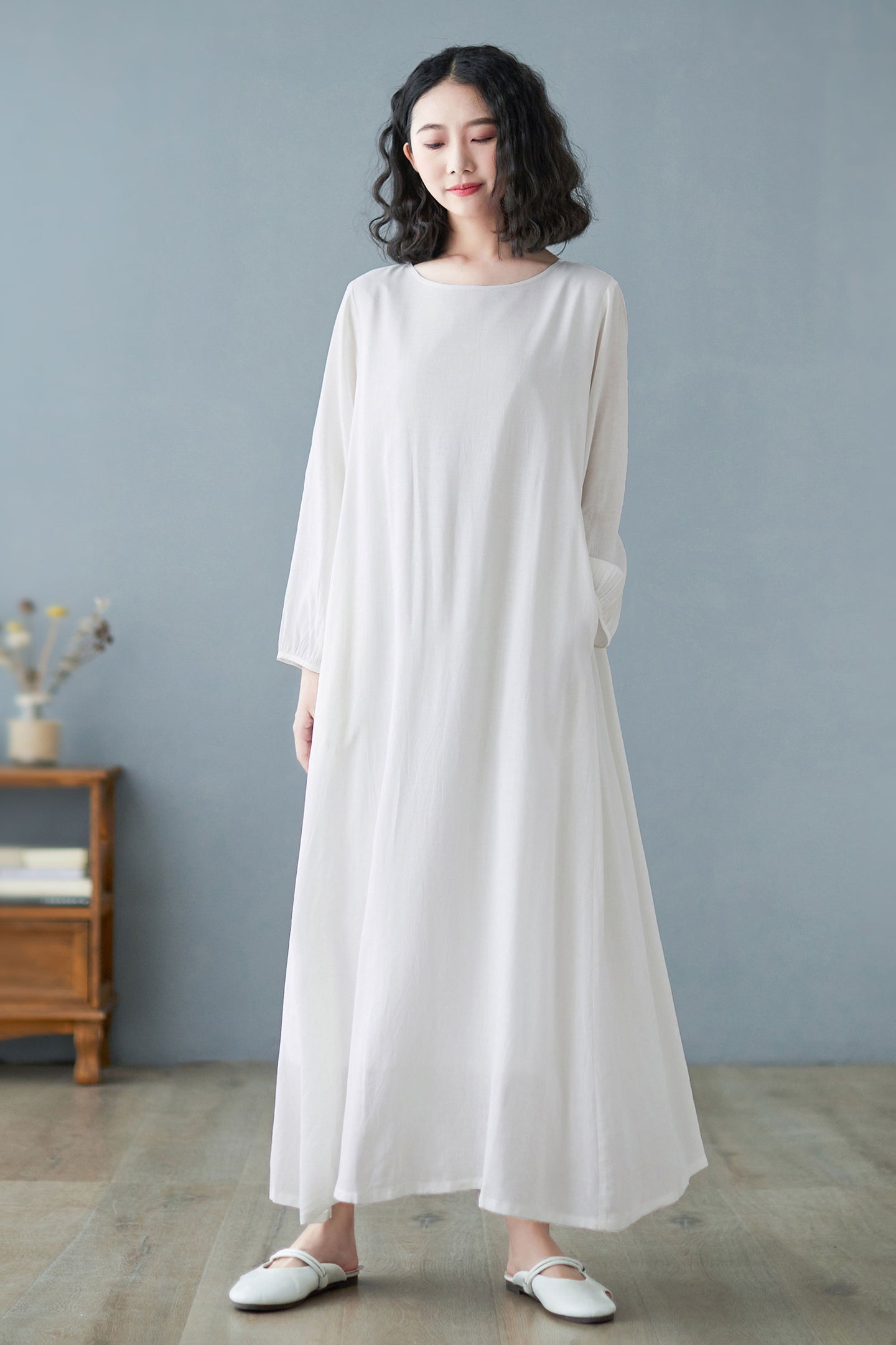Oversized Long Linen Maxi Dress in White C2732