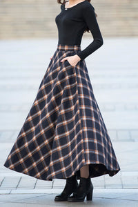 Vintage Inspired Long Maxi Wool Tartan Skirt C2477