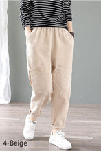 Load image into Gallery viewer, Caramel Elastic Waist Cropped Corduroy Pants C2504
