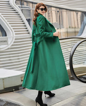 Load image into Gallery viewer, Emerald green double breasted wool maxi coat C1765

