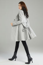 Load image into Gallery viewer, Winter Gray Warm Wool Coat C2988
