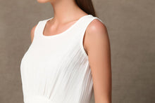 Load image into Gallery viewer, sleeveless White maxi linen dress C538
