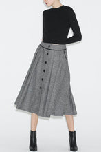 Load image into Gallery viewer, gray wool button skirt c703,Size XS # YY02814
