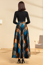 Load image into Gallery viewer, Long Casual Plaid Wool Skirt C3129
