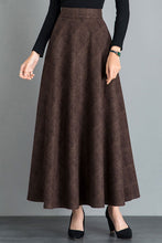 Load image into Gallery viewer, Retro Long Maxi Wool Plaid Skirt Women C2476
