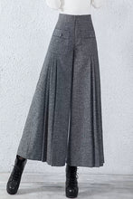 Load image into Gallery viewer, Wide Leg Pleated Wool Pants C3054
