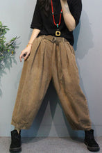 Load image into Gallery viewer, Casual loost fit corduroy pants A023
