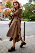 Load image into Gallery viewer, Autumn Long Trench Coat C3036
