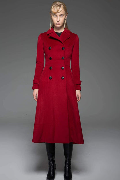 Double-Breasted Woman's Coat with Black Buttons C741