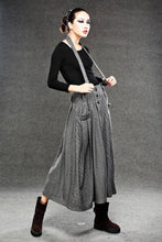 Load image into Gallery viewer, button front wool suspender skirt C048
