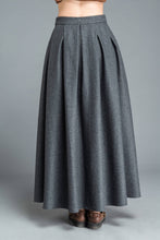 Load image into Gallery viewer, Gray skirt, winter skirt, long skirt, pleated skirt, womens skirts, wool skirt, flare skirt, swing skirt, skirt with pockets C1205
