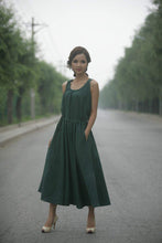Load image into Gallery viewer, Maxi Summer Dress - Emerald Green Long Sleeveless Fit &amp; Flare Dress with Drawstring Waist (C152)
