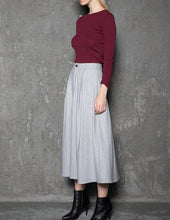 Load image into Gallery viewer, gray wool skirt, womens skirt, wool skirt, warm skirt, winter skirt, gray skirt, pleated skirt, womens wool skirt, Skirt with pockets  C737
