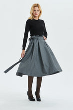 Load image into Gallery viewer, Gray midi length pleated wool skirt with pockets C1289 XS#yy04262

