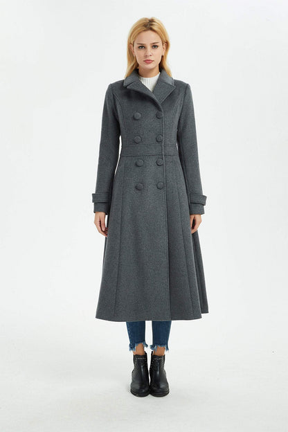 Double-Breasted Woman's Coat with Black Buttons C741