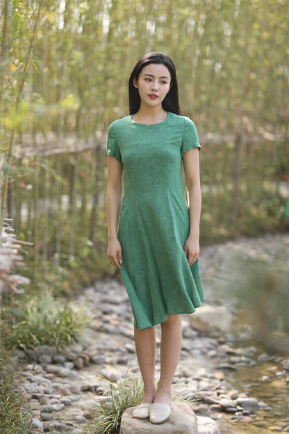 green dress