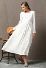 Load image into Gallery viewer, Casual long sleeve white maxi dress C555
