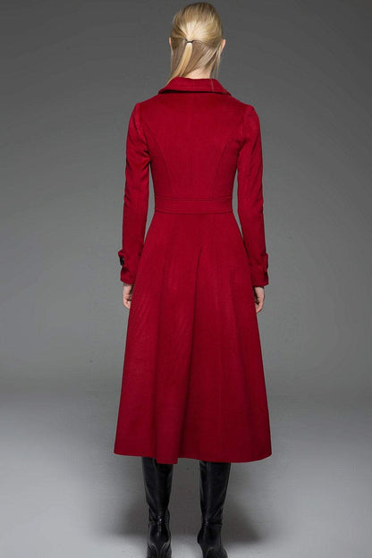 Double-Breasted Woman's Coat with Black Buttons C741