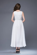 Load image into Gallery viewer, Sleeveless little white dress C879
