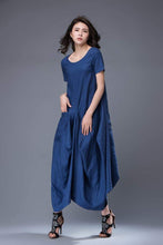 Load image into Gallery viewer, Blue Linen Dress - Lagenlook Long Maxi Short-Sleeved Loose-Fitting Asymmetrical Designer Dress with Large Pockets C883
